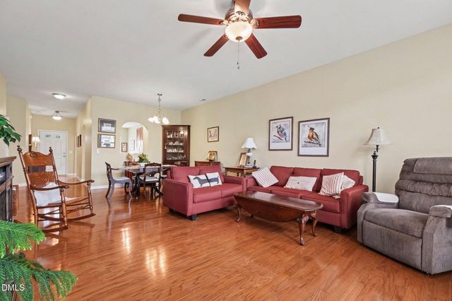 1005 Gold Circle, Mebane, NC 27302