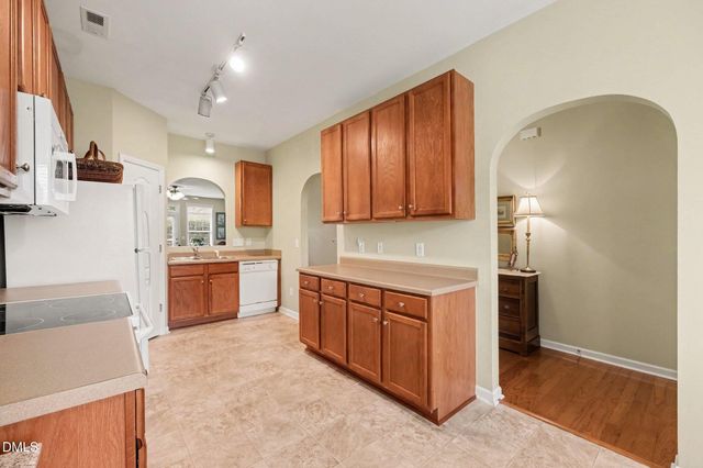 1005 Gold Circle, Mebane, NC 27302