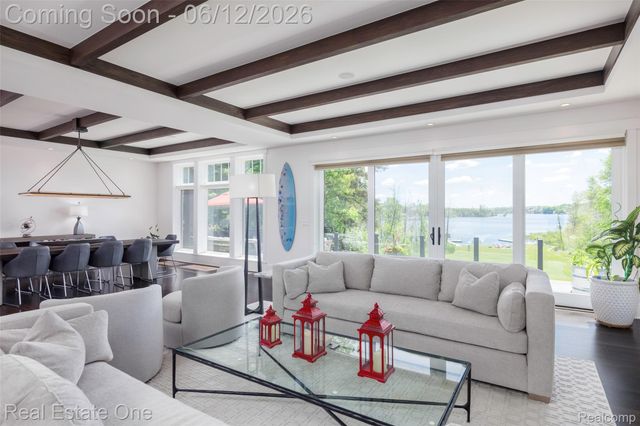 7689 Deerhill Drive, Village Of Clarkston, MI 48346