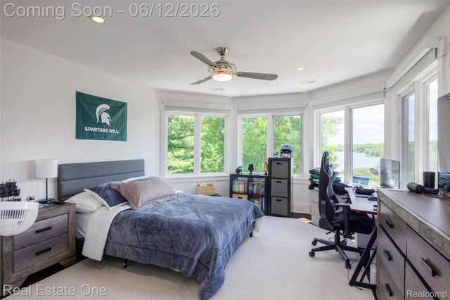 7689 Deerhill Drive, Village Of Clarkston, MI 48346