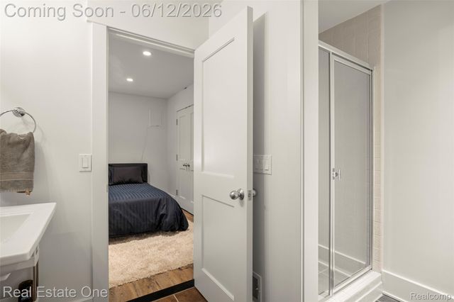 7689 Deerhill Drive, Village Of Clarkston, MI 48346