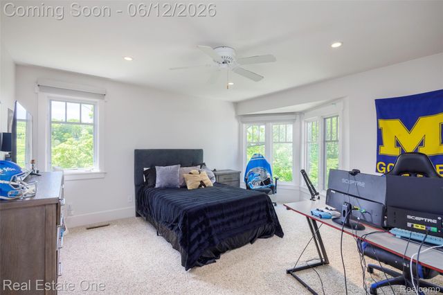 7689 Deerhill Drive, Village Of Clarkston, MI 48346