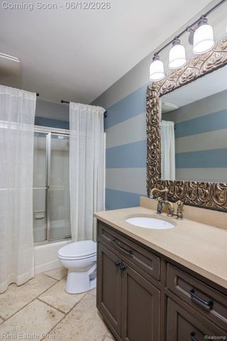 7689 Deerhill Drive, Village Of Clarkston, MI 48346
