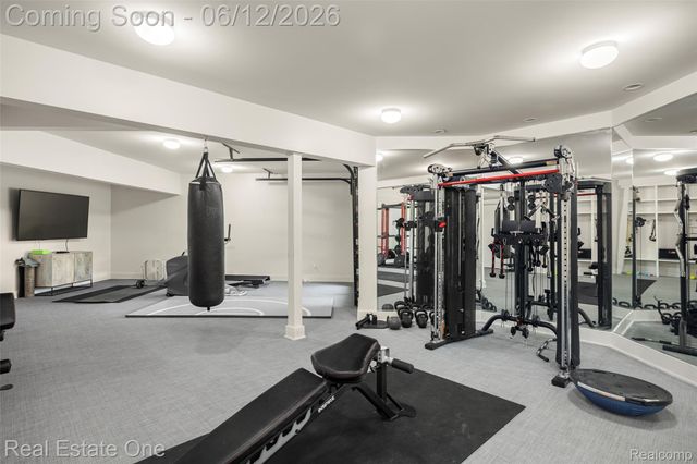 7689 Deerhill Drive, Village Of Clarkston, MI 48346