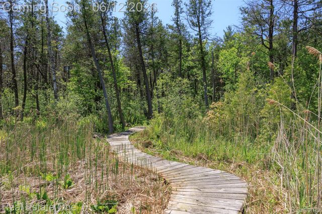 7689 Deerhill Drive, Village Of Clarkston, MI 48346