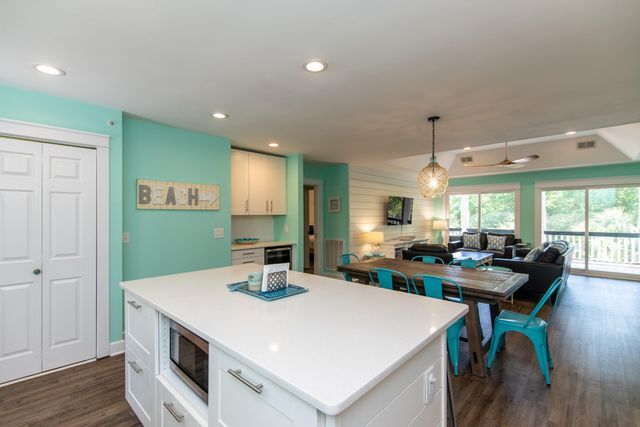 1520 Dorothy Street, Edisto Island, SC 29438