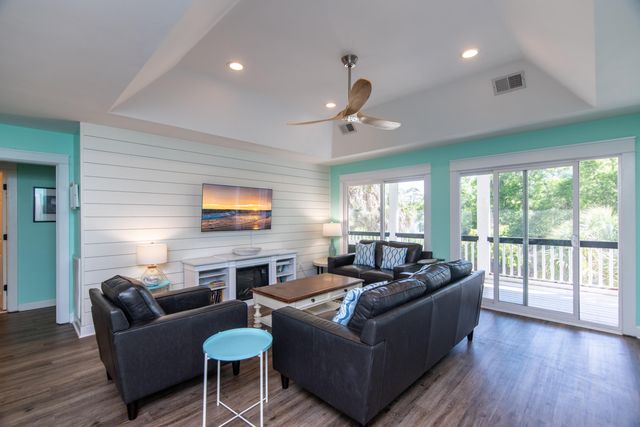 1520 Dorothy Street, Edisto Island, SC 29438