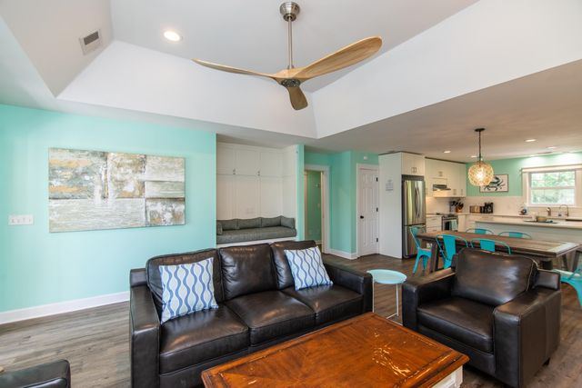 1520 Dorothy Street, Edisto Island, SC 29438