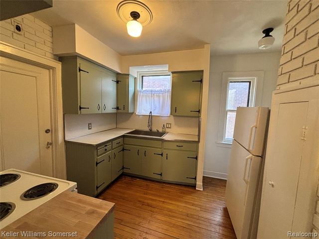 5783 Yorkshire Road, Detroit, MI 48224