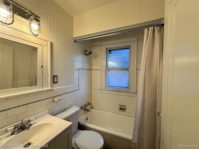 5783 Yorkshire Road, Detroit, MI 48224