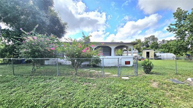 9010 W HAMILTON AVENUE, Tampa, FL 33615