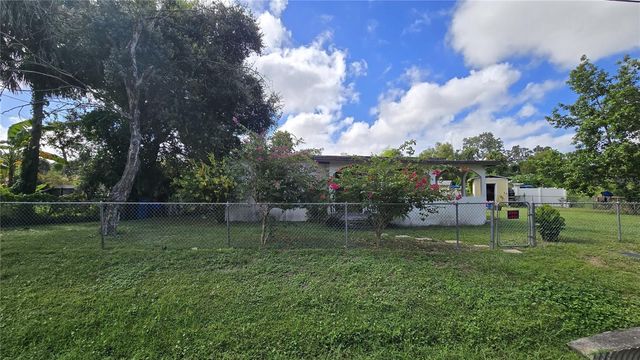 9010 W HAMILTON AVENUE, Tampa, FL 33615