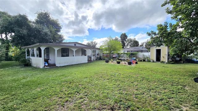9010 W HAMILTON AVENUE, Tampa, FL 33615