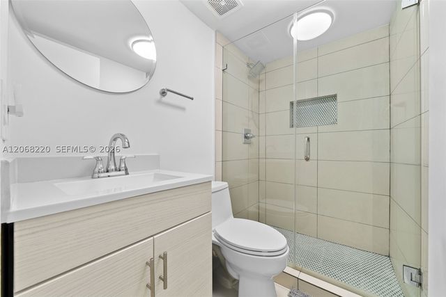 515 SW 3rd St 6, Miami, FL 33130