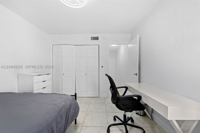 515 SW 3rd St 6, Miami, FL 33130