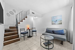 515 SW 3rd St 6, Miami, FL 33130