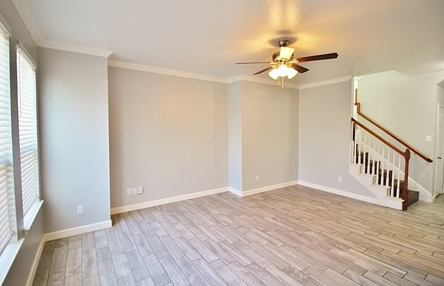 517 Kingscote Court, Arlington, TX 76010