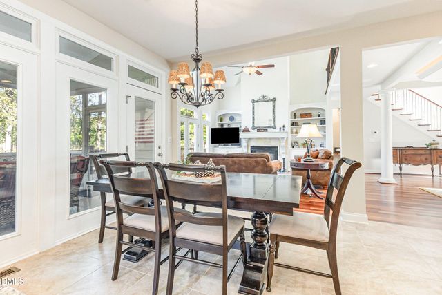 812 Bear Tree Creek, Chapel Hill, NC 27517