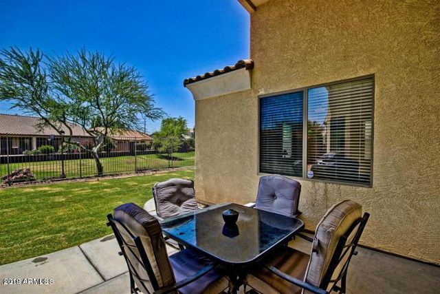 2163 E REDWOOD Drive, Chandler, AZ 85286