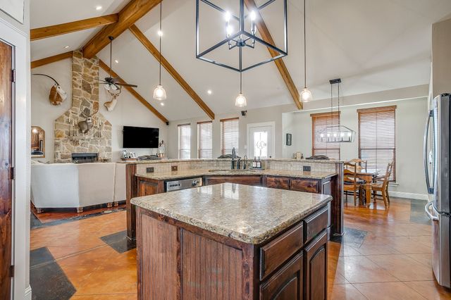 160 Goodnight Trail, Rhome, TX 76078