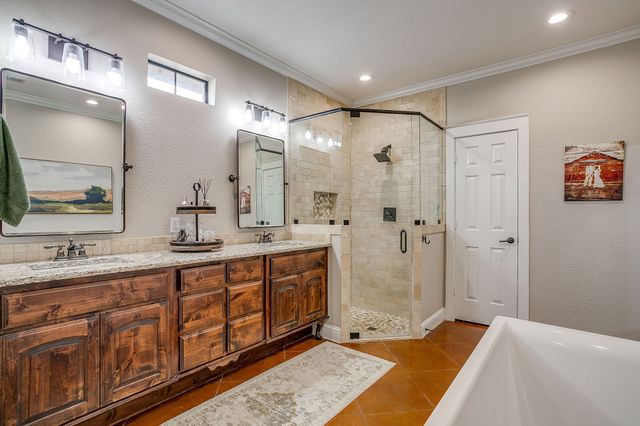 160 Goodnight Trail, Rhome, TX 76078