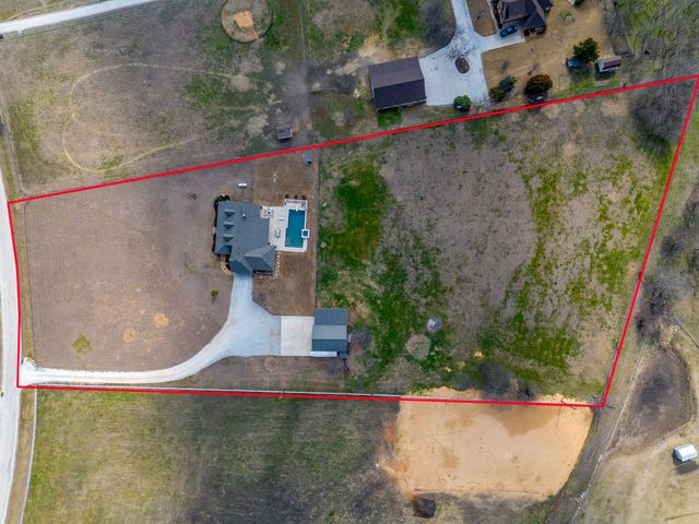 160 Goodnight Trail, Rhome, TX 76078