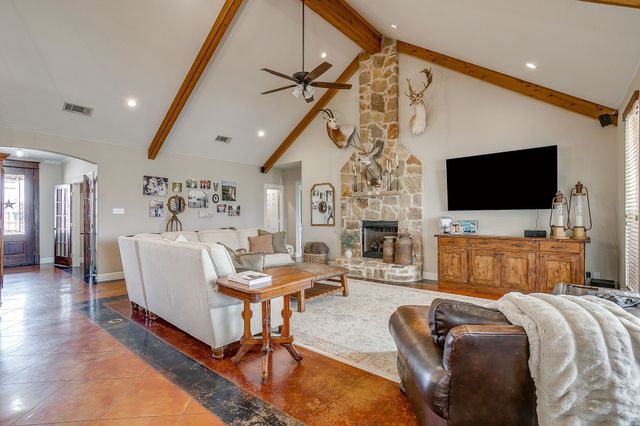 160 Goodnight Trail, Rhome, TX 76078