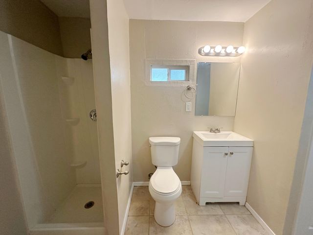 213 GREEN VALLEY Road NW, Los Ranchos, NM 87107