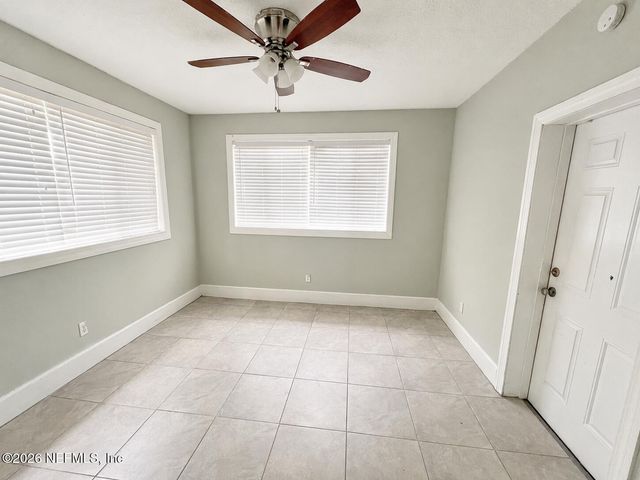 5774 CEDAR OAKS Drive, Jacksonville, FL 32210