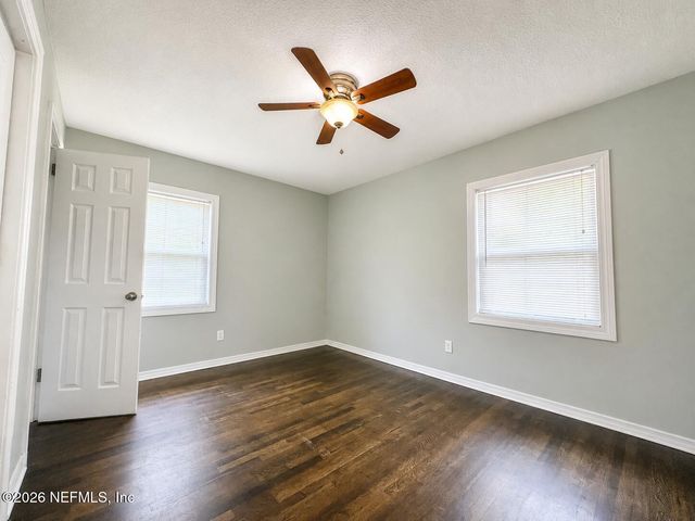 5774 CEDAR OAKS Drive, Jacksonville, FL 32210