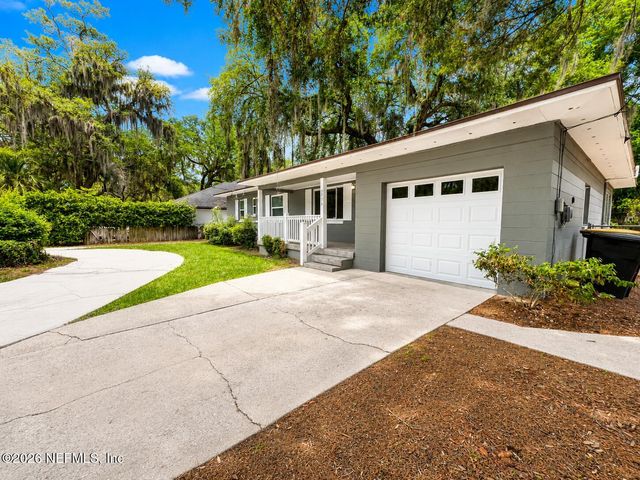 5774 CEDAR OAKS Drive, Jacksonville, FL 32210