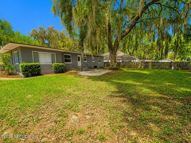 5774 CEDAR OAKS Drive, Jacksonville, FL 32210