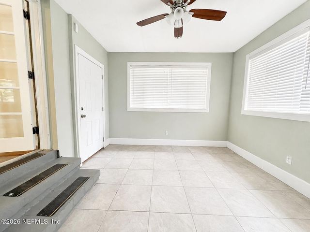 5774 CEDAR OAKS Drive, Jacksonville, FL 32210