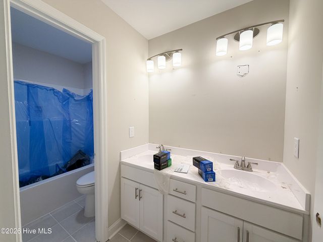 100 Rolling Water Lane, Swansboro, NC 28584