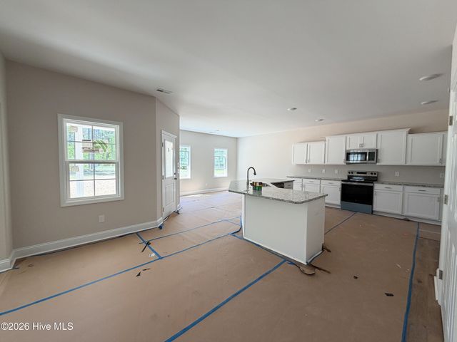 100 Rolling Water Lane, Swansboro, NC 28584