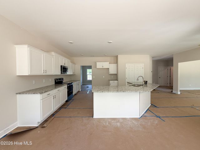 100 Rolling Water Lane, Swansboro, NC 28584