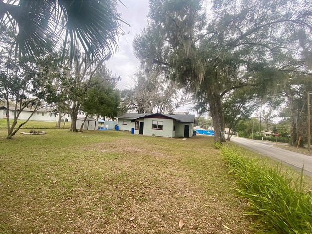 701 S DELAWARE AVENUE, Deland, FL 32720