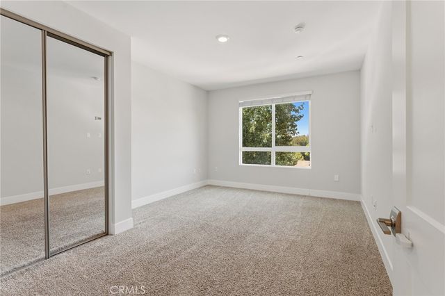 10718 Acama Street 301, Studio City, CA 91602