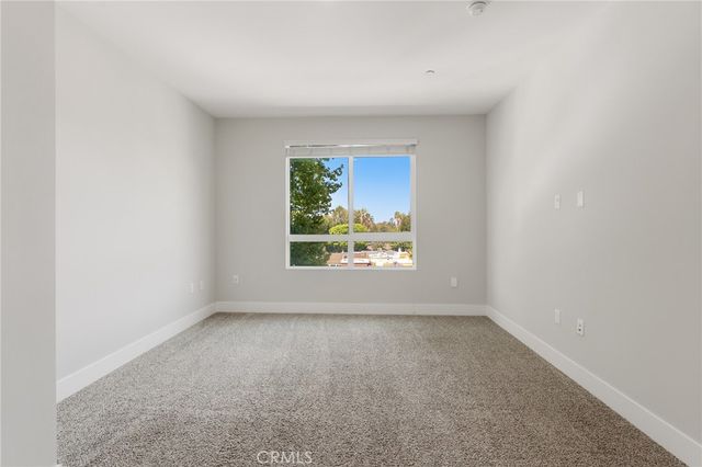 10718 Acama Street 301, Studio City, CA 91602