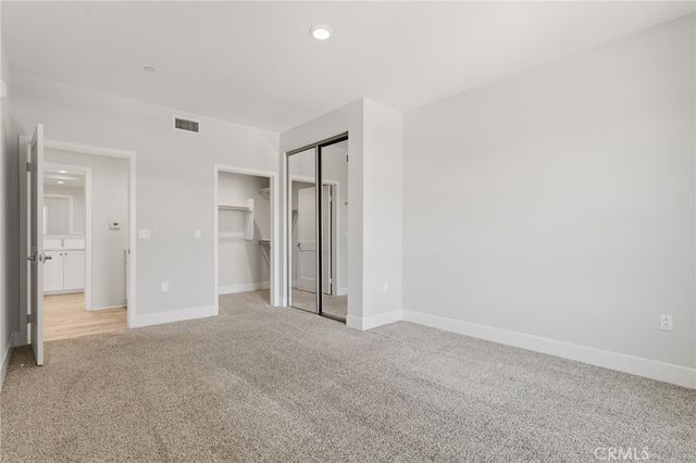 10718 Acama Street 301, Studio City, CA 91602