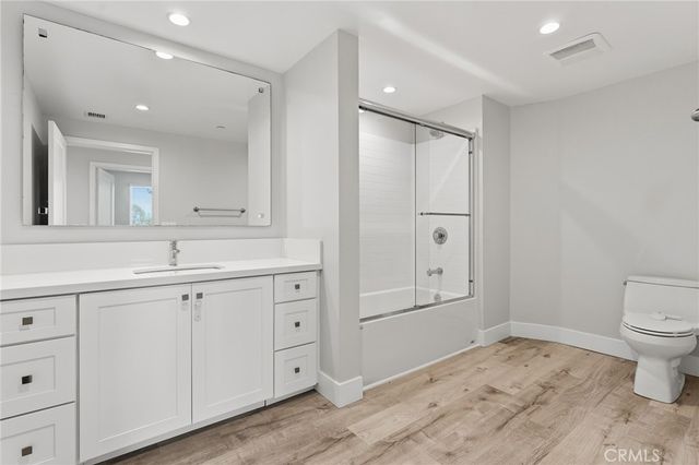10718 Acama Street 301, Studio City, CA 91602