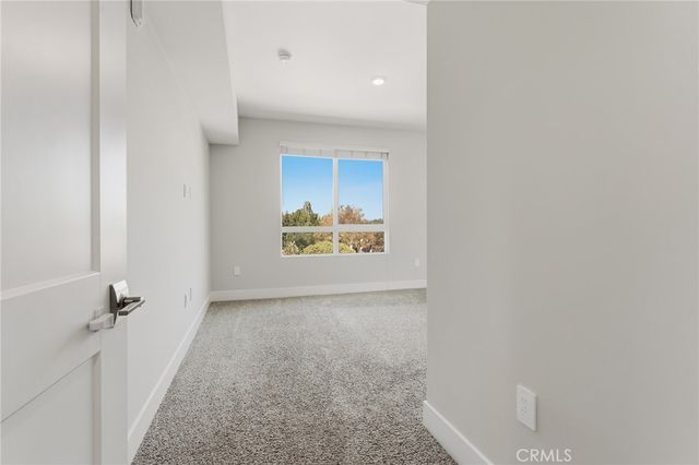10718 Acama Street 301, Studio City, CA 91602