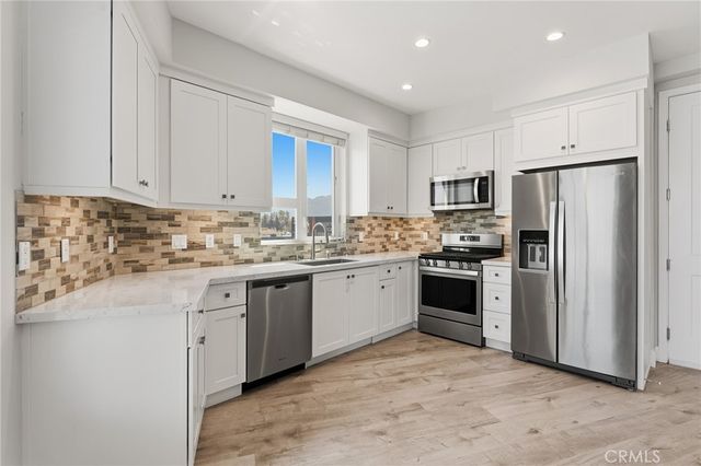 10718 Acama Street 301, Studio City, CA 91602