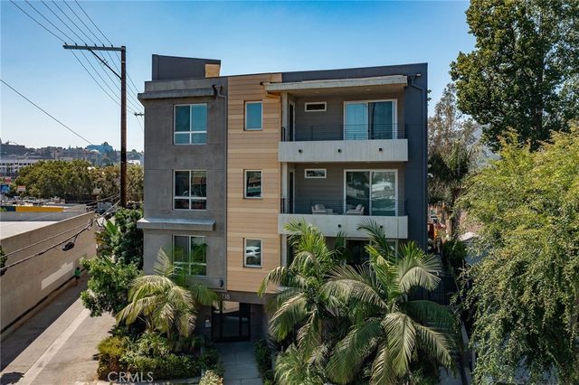 10718 Acama Street 301, Studio City, CA 91602