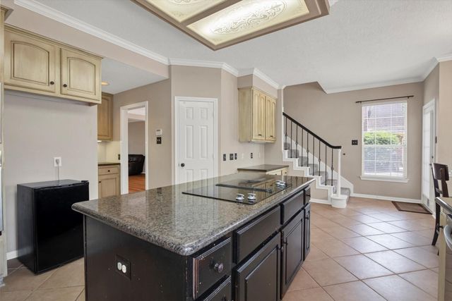 4015 Park Circle Way, Houston, TX 77059