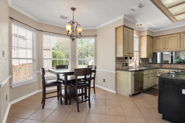 4015 Park Circle Way, Houston, TX 77059