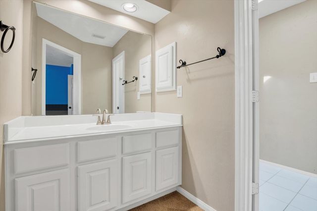 4015 Park Circle Way, Houston, TX 77059