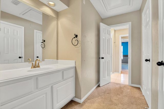 4015 Park Circle Way, Houston, TX 77059