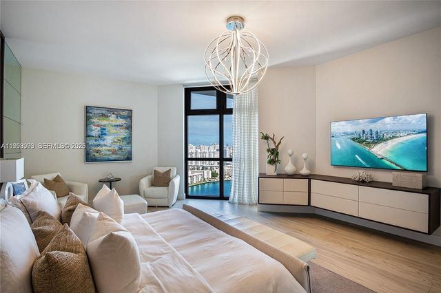 17301 BISCAYNE BLVD PH6, North Miami Beach, FL 33160