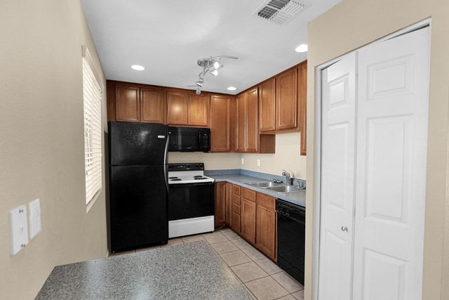 4354 N 82nd Street Unit 131, Scottsdale, AZ 85251